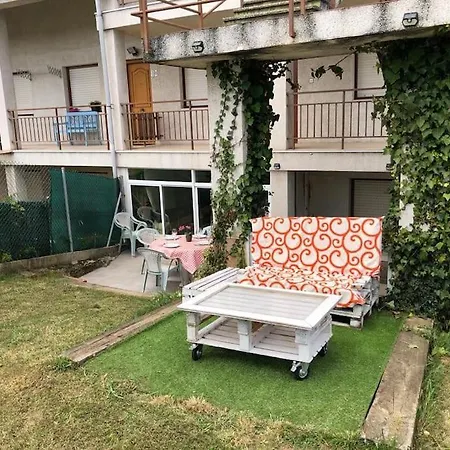 Magnifico Bajo Con Jardin Al Lado De La Playa Apartment