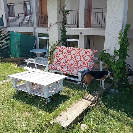 Magnifico Bajo Con Jardin Al Lado De La Playa Apartment
